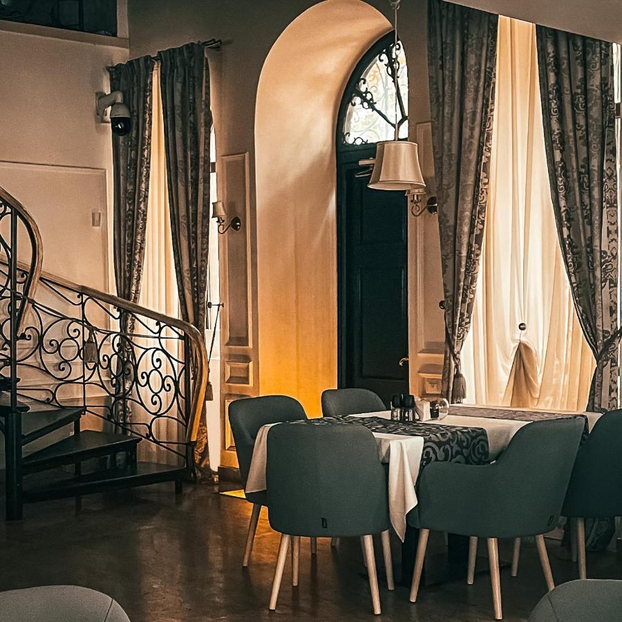 Pensiune Heavens Braila Ngoại thất bức ảnh
